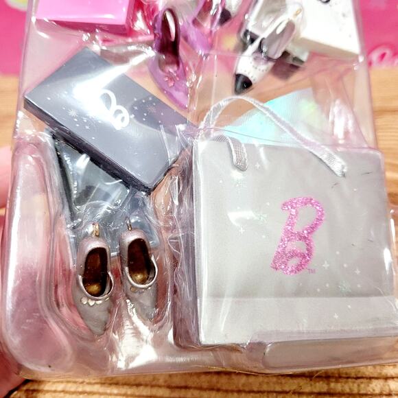 Hallmark Keepsake Barbie Step Out in Style Ornament Set 2005 Shoes Box Gift Bag - Picture 3 of 5